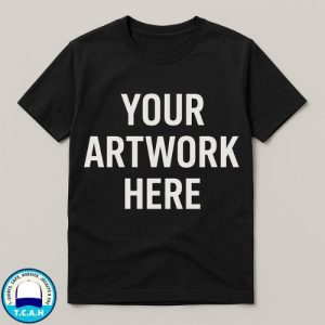 Round neck t-shirt with artwork on front